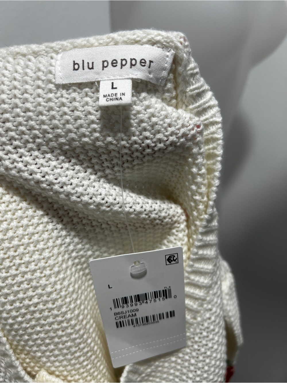 Blu Pepper Tomato Short Sleeve Sweater. L - Picture 6 of 8